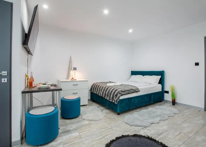 I1 Ultracentral- Deluxe, Modern Timisoara